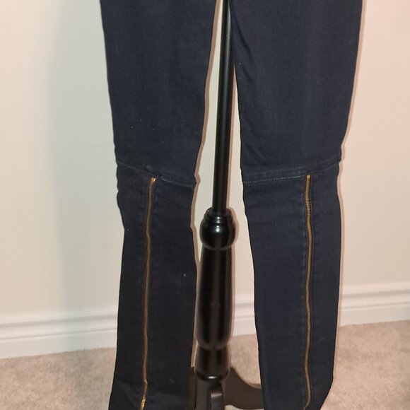 GUESS DARK DENIM ZIPPER BACK JEANS   SZ XS - Picture 3 of 5